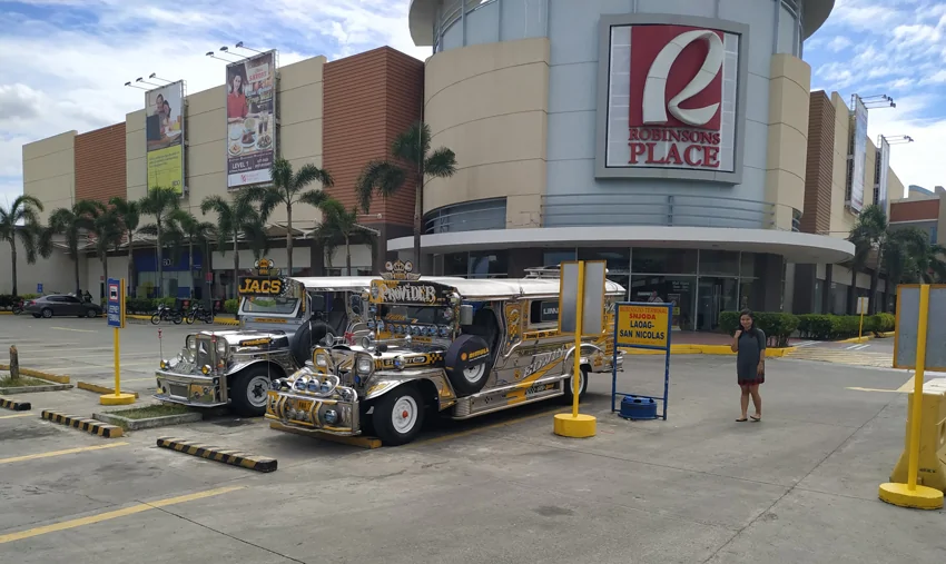 Jeepney terminal Viven Hotel Robinson Mall - Ilocos Norte