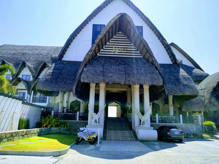 Entrance at Java Hotel in Laoag