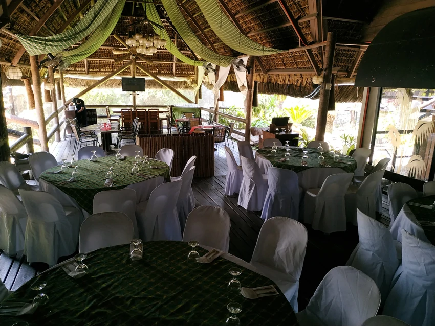 Restaurant room at Java Hotel in Laoag in Ilocos Norte